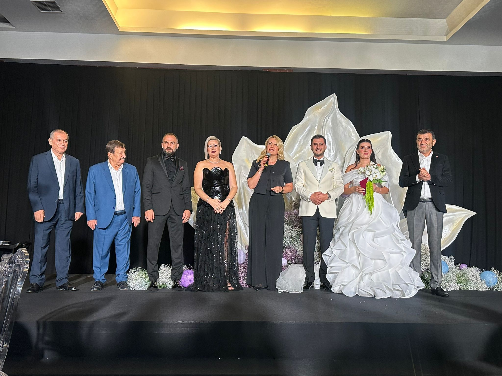 Rüya Gibi Bir Düğünle Hayatlarını Birleştirdiler